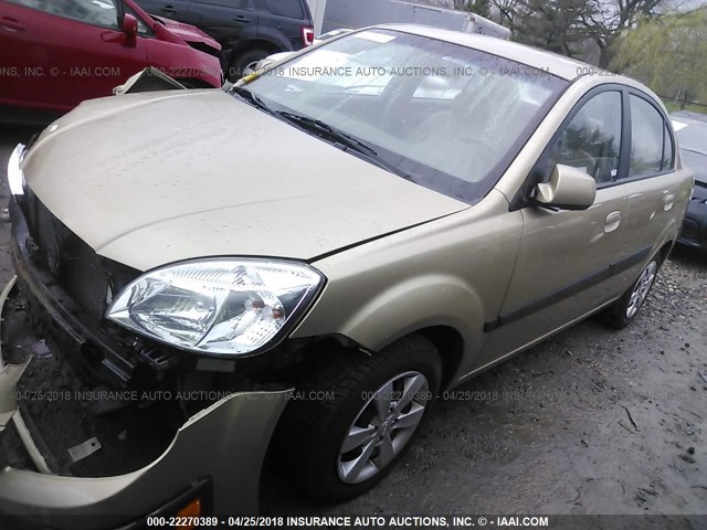 KNADE123286354835 - 2008 KIA RIO LX/SX TAN photo 2