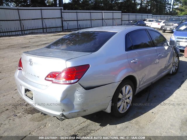 4T1BK36B96U078593 - 2006 TOYOTA AVALON XL/XLS/TOURING/LIMITED SILVER photo 4