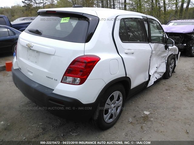 KL7CJKSB0FB203601 - 2015 CHEVROLET TRAX LS WHITE photo 4