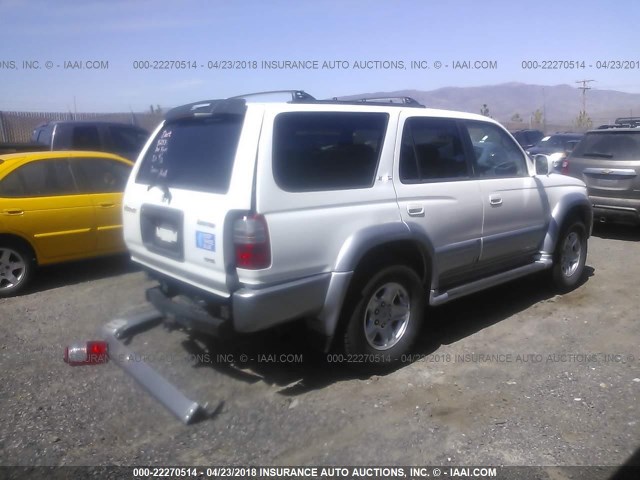 JT3GN87R4Y0172065 - 2000 TOYOTA 4RUNNER LIMITED WHITE photo 4