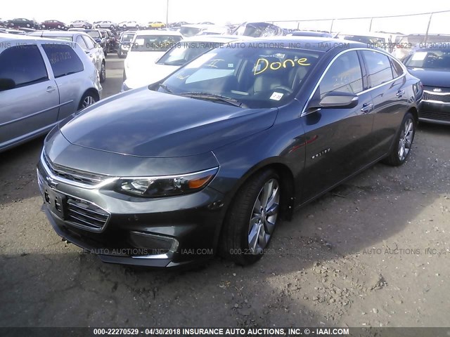 1G1ZH5SX8HF154724 - 2017 CHEVROLET MALIBU PREMIER GRAY photo 2