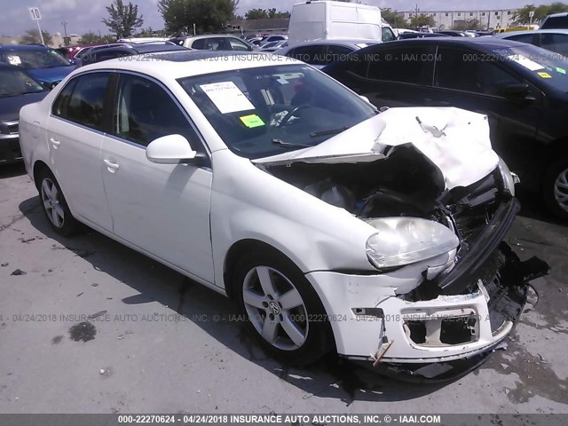 3VWRM71K08M111464 - 2008 VOLKSWAGEN JETTA SE/SEL WHITE photo 1