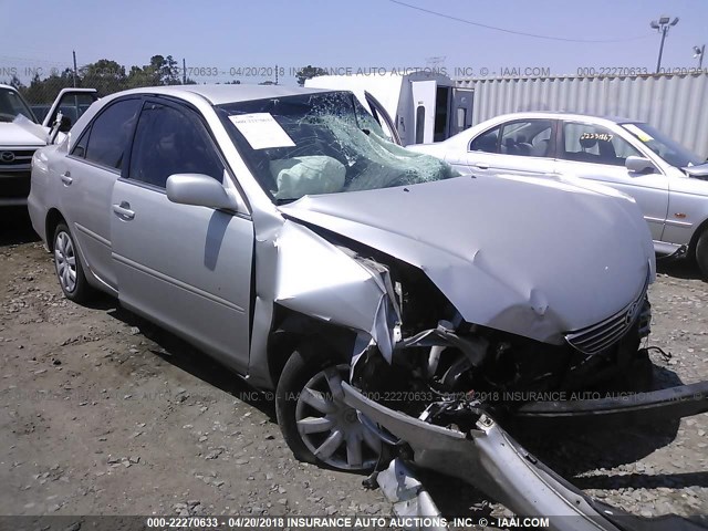 4T1BE32K45U050860 - 2005 TOYOTA CAMRY LE/XLE/SE 银色 照片 1