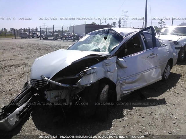 4T1BE32K45U050860 - 2005 TOYOTA CAMRY LE/XLE/SE 银色 照片 2