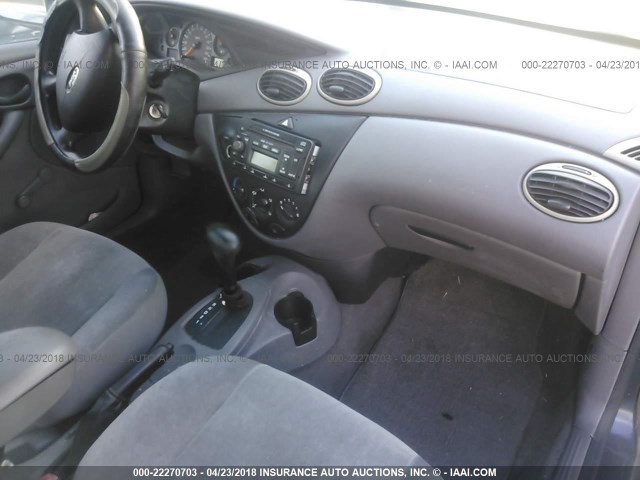 1FAFP33P12W314116 - 2002 FORD FOCUS LX BLUE photo 5