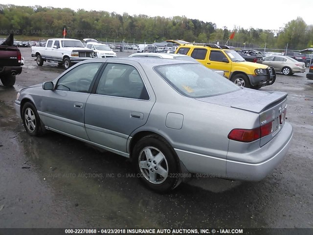 JT2BF22K610290577 - 2001 TOYOTA CAMRY CE/LE/XLE 灰色 照片 3