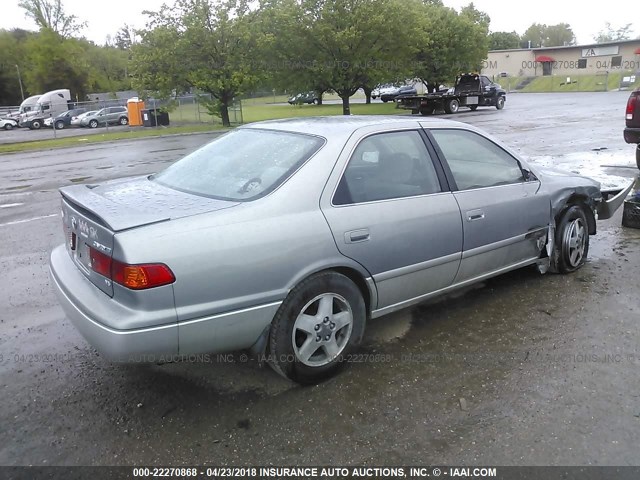 JT2BF22K610290577 - 2001 TOYOTA CAMRY CE/LE/XLE 灰色 照片 4