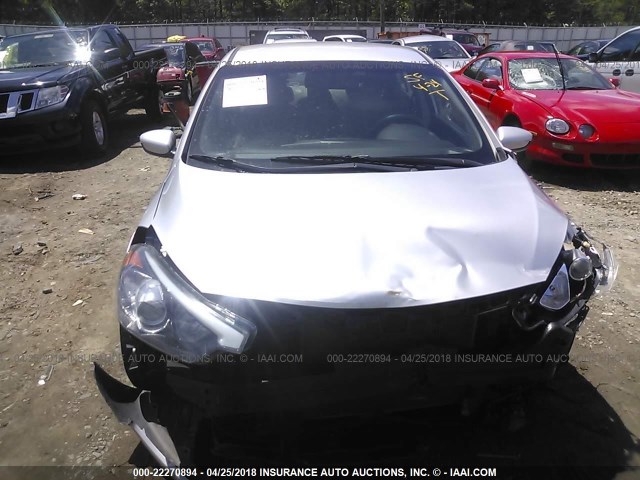 KNAFK4A60F5277044 - 2015 KIA FORTE LX SILVER photo 6