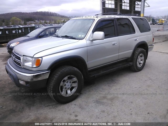 JT3HN86R6X0242198 - 1999 TOYOTA 4RUNNER SR5 SILVER photo 2