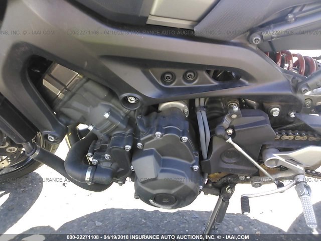 JYARN33EXFA006856 - 2015 YAMAHA FZ09 GRAY photo 9