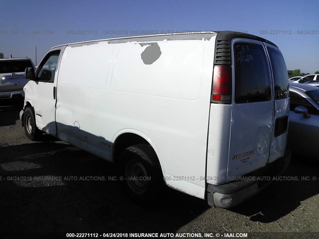 1GTEG15W121170255 - 2002 GMC SAVANA G1500 WHITE photo 3