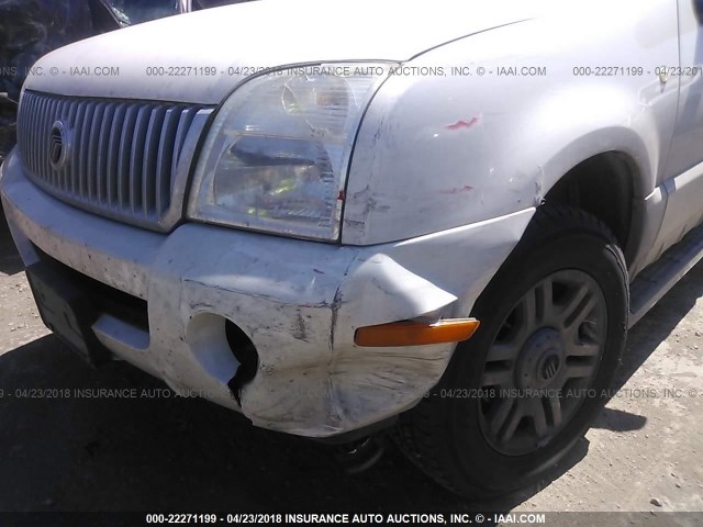 4M2DU86W74ZJ36637 - 2004 MERCURY MOUNTAINEER  WHITE photo 6