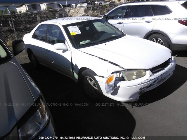 JT2BF22K4Y0239542 - 2000 TOYOTA CAMRY CE/LE/XLE WHITE photo 1