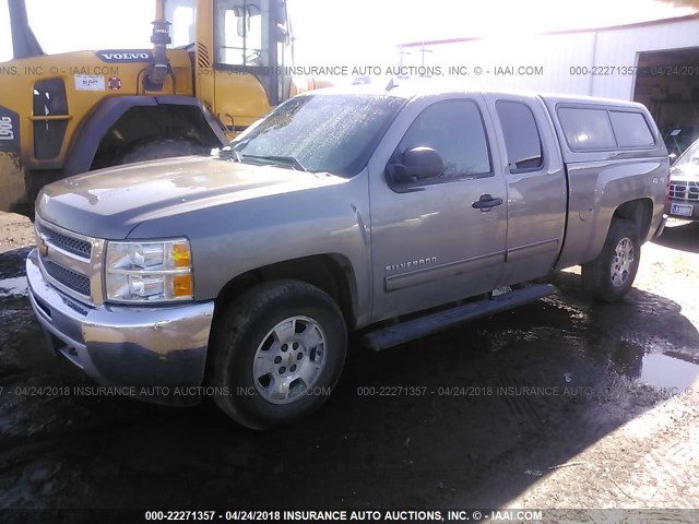 1GCRKSE73DZ311944 - 2013 CHEVROLET SILVERADO K1500 LT Pewter photo 2