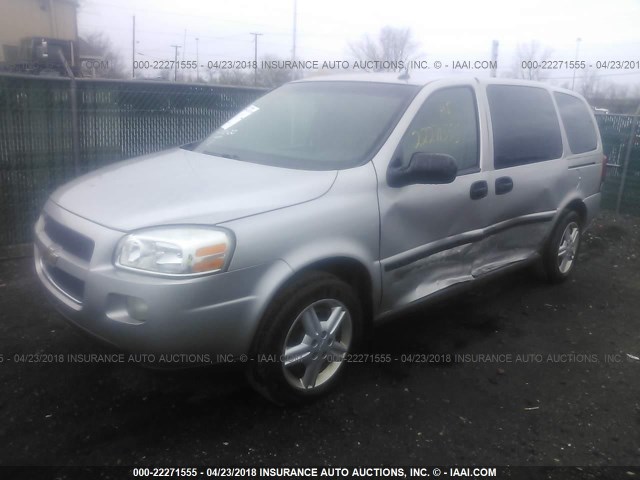 1GNDV03L65D251704 - 2005 CHEVROLET UPLANDER SILVER photo 2