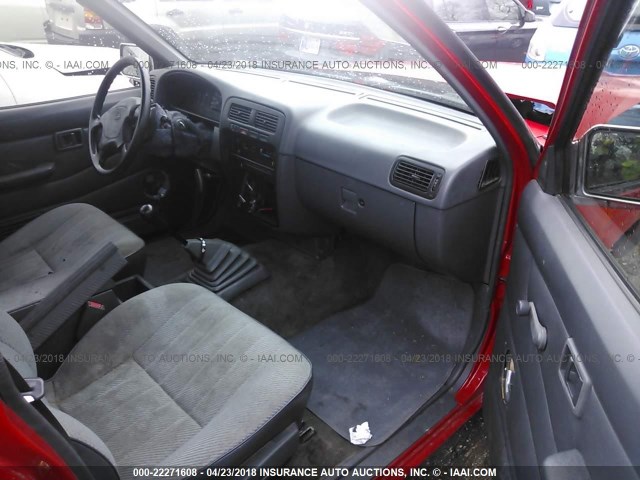 1N6SD16S9SC302574 - 1995 NISSAN TRUCK KING CAB XE RED photo 5