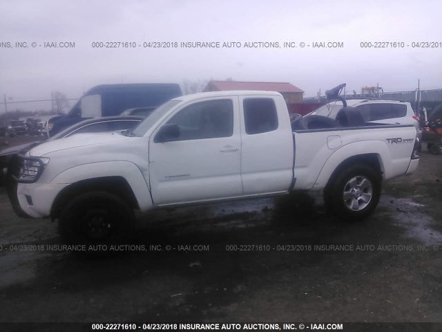 5TFUU4EN5FX142166 - 2015 TOYOTA TACOMA ACCESS CAB/TRD PRO WHITE photo 6