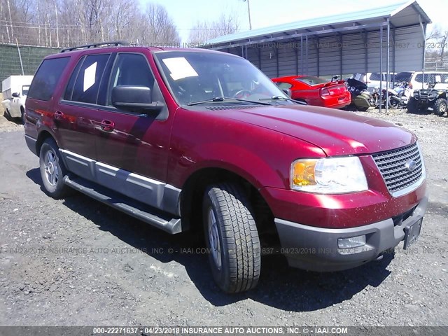 1FMFU16535LA55812 - 2005 FORD EXPEDITION XLT RED photo 1
