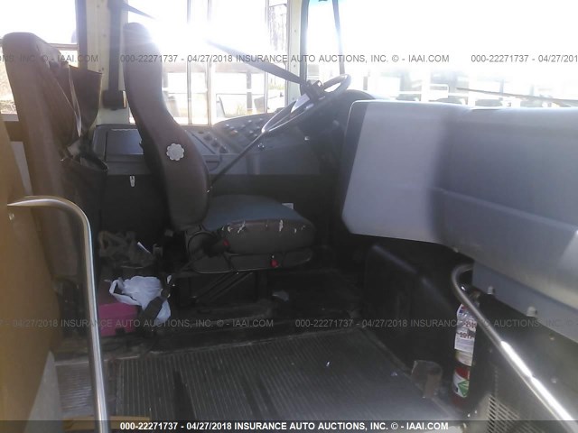 4DRBVAAN08B559671 - 2008 IC CORPORATION 3000 黄色 照片 5