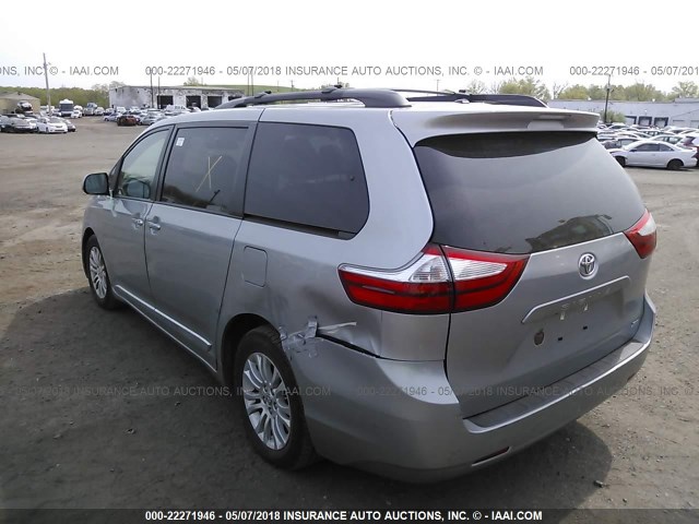 5TDYK3DC4FS606958 - 2015 TOYOTA SIENNA XLE/LIMITED SILVER photo 3