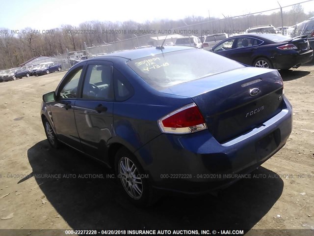 1FAHP35N28W103715 - 2008 FORD FOCUS SE/SEL/SES BLUE photo 3