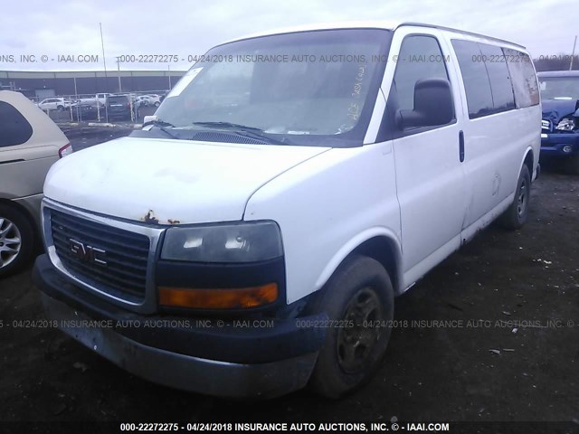 1GKFG15XX31197571 - 2003 GMC SAVANA G1500 WHITE photo 2