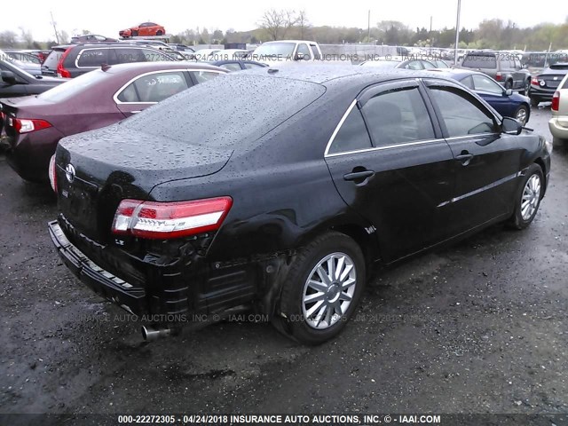 4T4BF3EK0BR205852 - 2011 TOYOTA CAMRY SE/LE/XLE BLACK photo 4