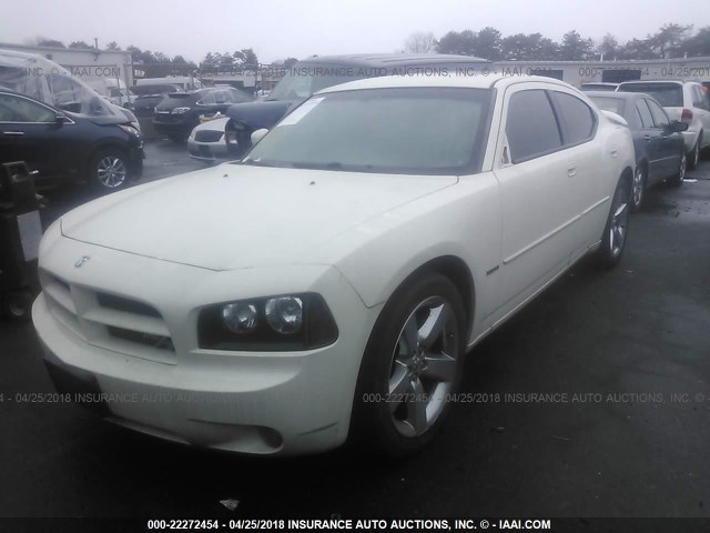 2B3LA53H08H128711 - 2008 DODGE CHARGER R/T WHITE photo 2