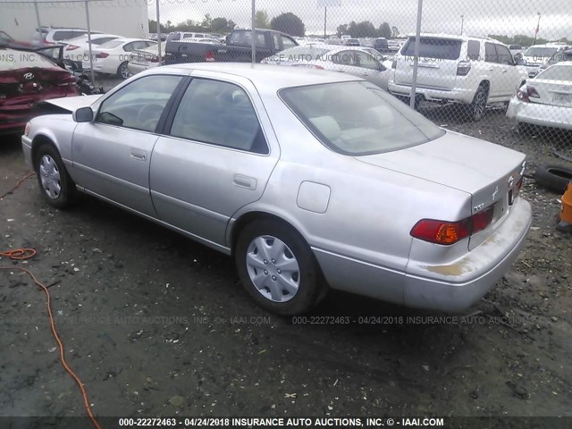 4T1BG22KX1U120280 - 2001 TOYOTA CAMRY CE/LE/XLE SILVER photo 3