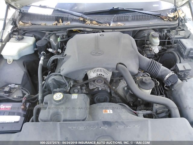 1LNHM81W81Y677272 - 2001 LINCOLN TOWN CAR EXECUTIVE Белый фото 10