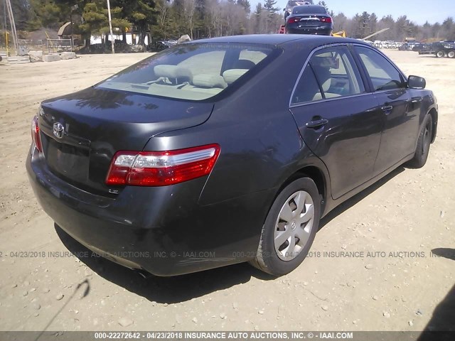 4T4BE46K39R067743 - 2009 TOYOTA CAMRY SE/LE/XLE GRAY photo 4