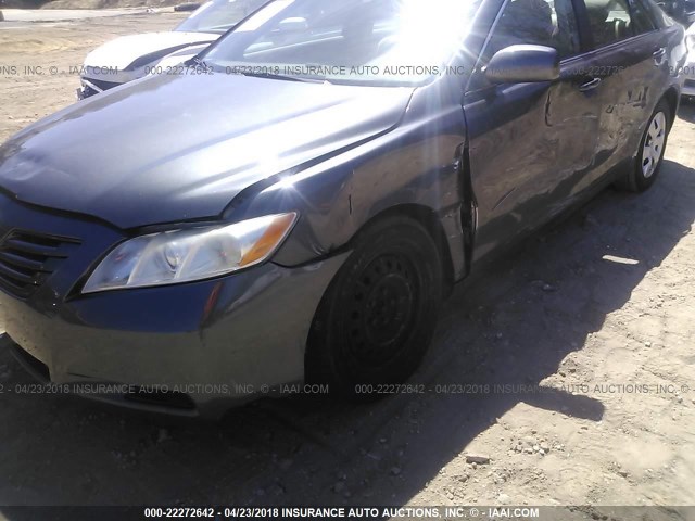 4T4BE46K39R067743 - 2009 TOYOTA CAMRY SE/LE/XLE GRAY photo 6