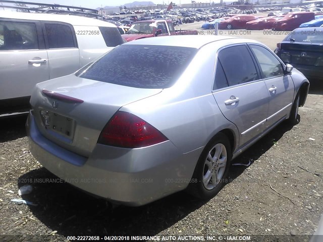 1HGCM56796A157887 - 2006 HONDA ACCORD EX SILVER photo 4