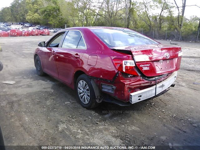 4T1BF1FK2EU842758 - 2014 TOYOTA CAMRY L/SE/LE/XLE RED photo 3