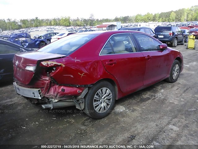4T1BF1FK2EU842758 - 2014 TOYOTA CAMRY L/SE/LE/XLE RED photo 4