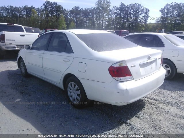 4T1BE32K85U428176 - 2005 TOYOTA CAMRY LE/XLE/SE WHITE photo 3