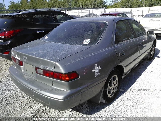 4T1BG22K1XU419875 - 1999 TOYOTA CAMRY CE/LE/XLE 棕色 照片 4