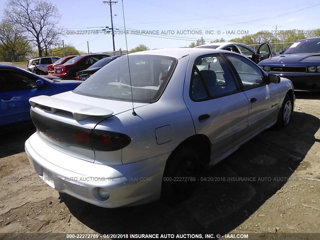 1G2JB524617239528 - 2001 PONTIAC SUNFIRE SE GRAY photo 4