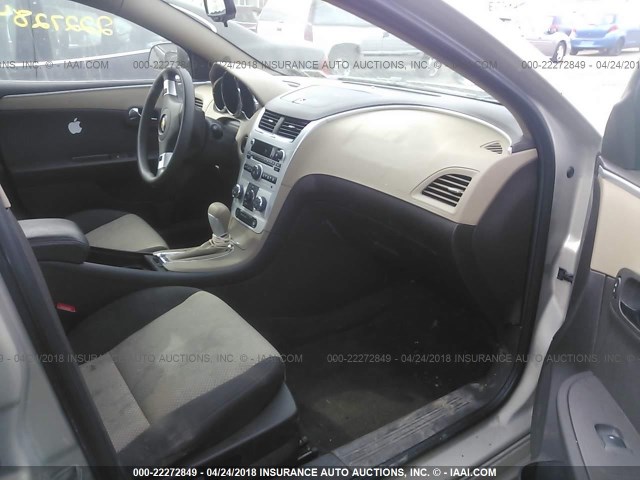 1G1ZB5EB2AF214567 - 2010 CHEVROLET MALIBU LS თაფლისფერი ფოტო 5