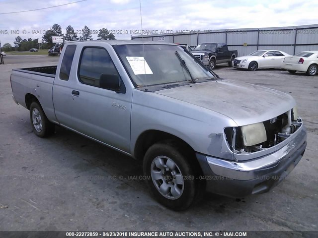 1N6DD26S7YC353059 - 2000 NISSAN FRONTIER KING CAB XE SILVER photo 1