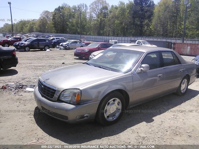 1G6KE54YXYU214802 - 2000 CADILLAC DEVILLE DHS GOLD photo 2