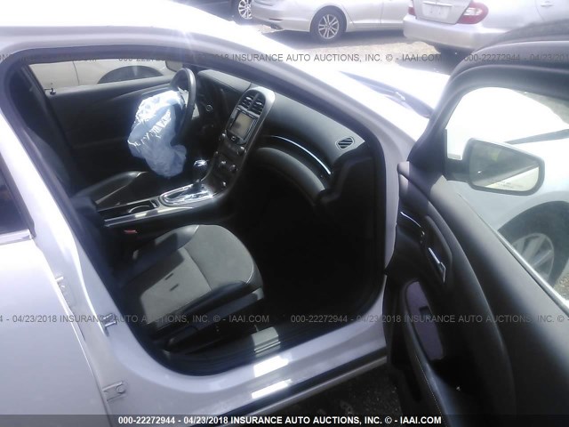 1G11G5SX3DF180478 - 2013 CHEVROLET MALIBU 3LT თეთრი ფოტო 5