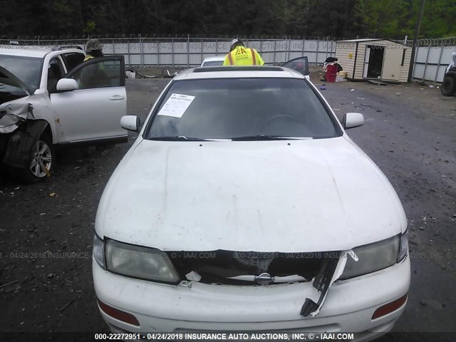 JN1CA21DXXT221303 - 1999 NISSAN MAXIMA GLE/GXE/SE WHITE photo 6