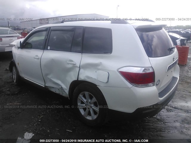 5TDZA3EH2DS033170 - 2013 TOYOTA HIGHLANDER PLUS WHITE photo 3