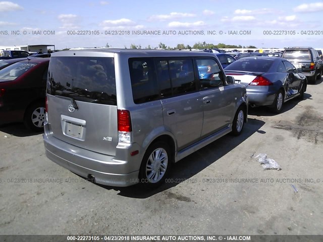 JTLKT324650207358 - 2005 TOYOTA SCION XB SILVER photo 4