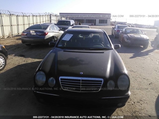 WDBJF70J1YB130534 - 2000 MERCEDES-BENZ E 430 BLACK photo 6