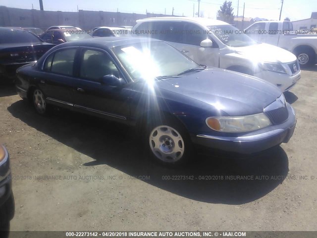 1LNHM97V82Y693865 - 2002 LINCOLN CONTINENTAL  Blau Foto 1