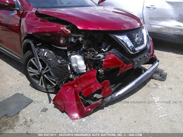 5N1AT2MTXHC786326 - 2017 NISSAN ROGUE S/SL RED photo 6