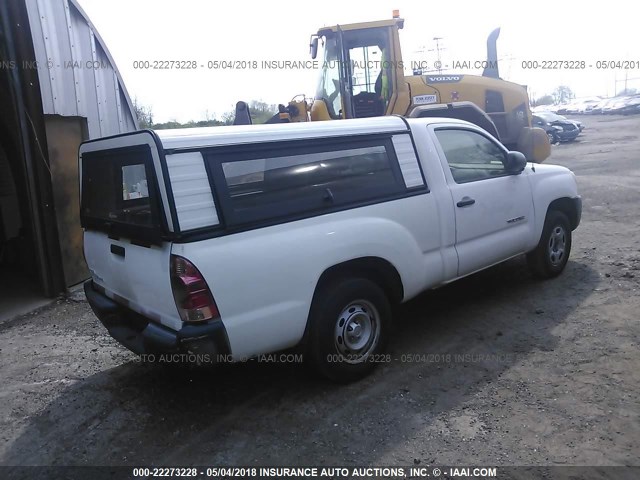 5TENX22N45Z082361 - 2005 TOYOTA TACOMA WHITE photo 4