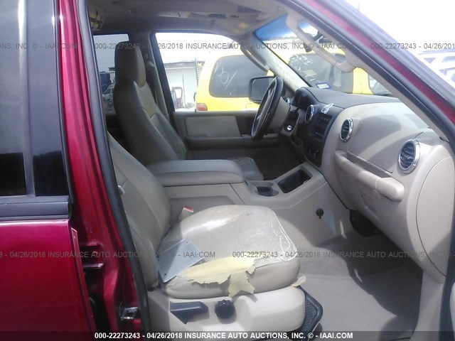 1FMRU15W73LC17560 - 2003 FORD EXPEDITION XLT წითელი ფოტო 5
